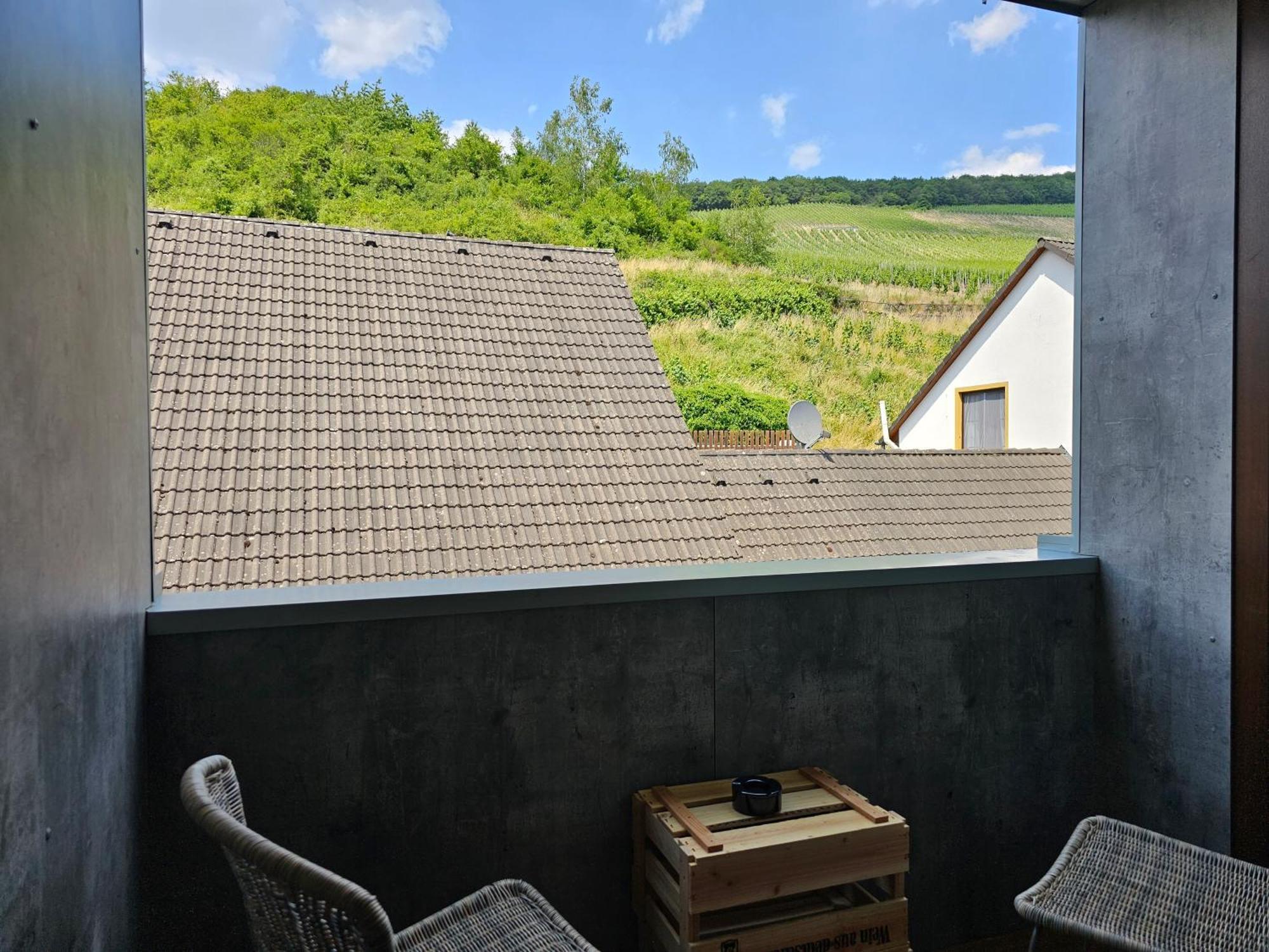 Weinhotel Restaurant Klostermühle Ockfen Exterior foto